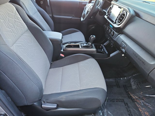 Used 2023 Toyota Tacoma TRD Sport AWD/4WD image 24