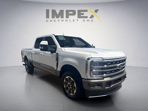 Used 2023 Ford F350 King Ranch AWD/4WD image 7
