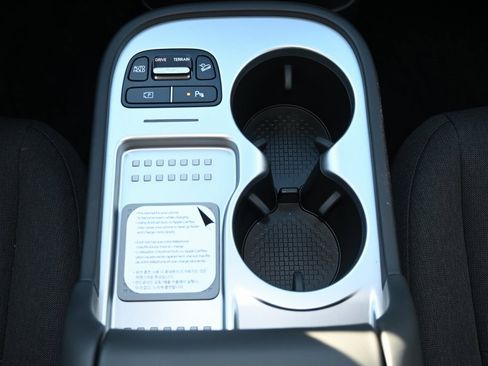 New 2026 Hyundai Ioniq 9 SE image 20