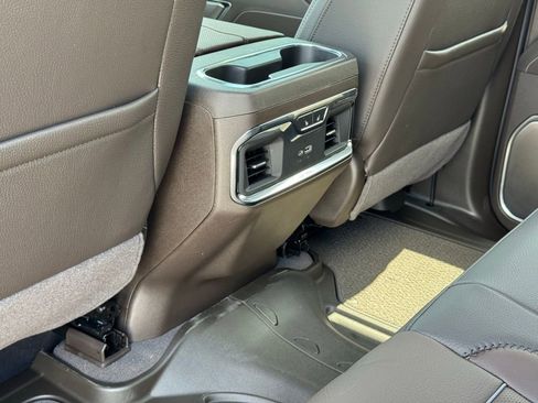 New 2025 GMC Sierra 1500 Denali image 23