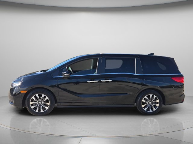 Used 2024 Honda Odyssey EX-L image 3