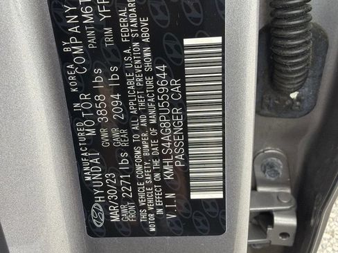 Used 2023 Hyundai Elantra SEL w/ Convenience Package FWD image 14