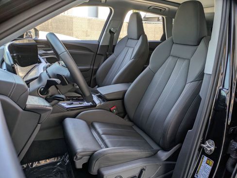 Used 2025 Audi Q5 Premium Plus w/ Premium Plus image 30