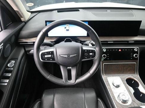Used 2025 Genesis GV80 3.5T Advanced image 23