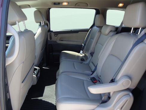 Used 2021 Honda Odyssey EX-L image 28