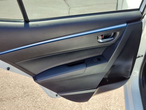 Used 2016 Toyota Corolla S image 9