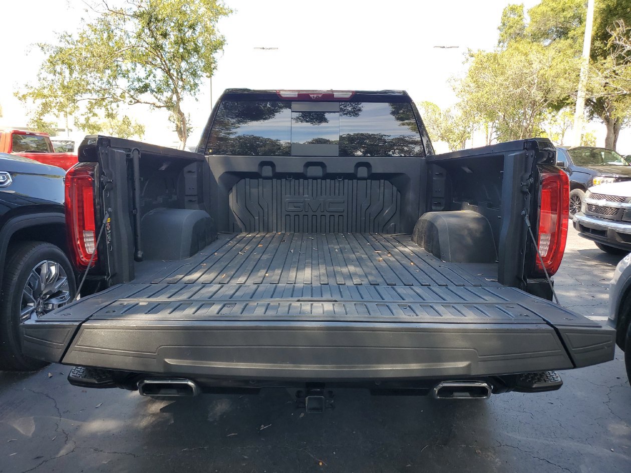 Used 2025 GMC Sierra 1500 Denali Ultimate AWD/4WD image 9