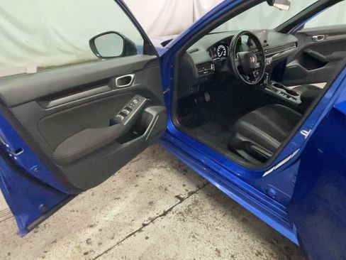 Used 2023 Honda Civic Sport image 28