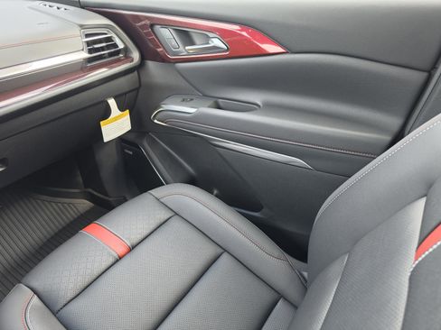 New 2026 Chevrolet Traverse RS AWD/4WD image 21