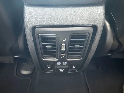 Used 2024 Dodge Durango GT AWD/4WD image 30