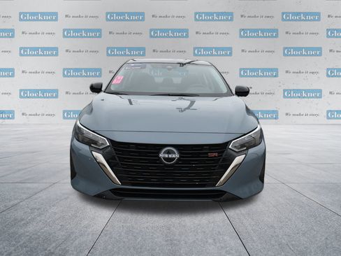 Used 2025 Nissan Sentra SR w/ SR Premium Package image 2