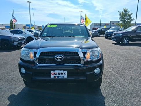 Used 2011 Toyota Tacoma 4x4 Double Cab w/ SR5 Pkg #2 image 10