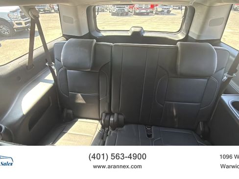 Used 2018 Chevrolet Suburban LT AWD/4WD image 24