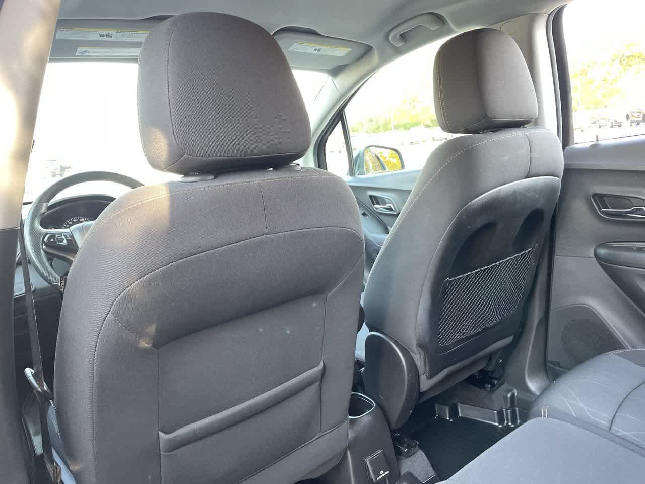 Used 2019 Chevrolet Trax LT FWD image 19