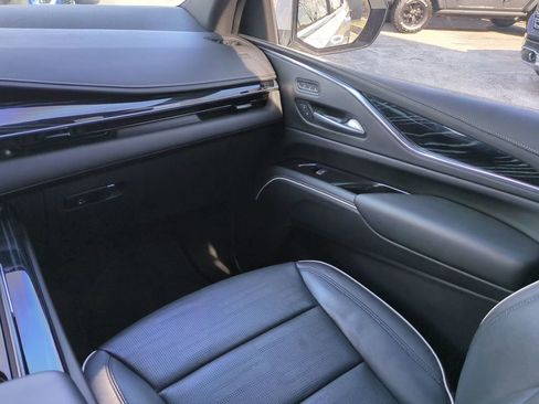 Used 2023 Cadillac Escalade Sport image 17