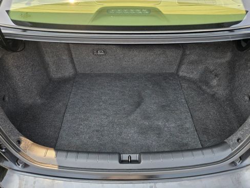 Used 2017 Honda Accord EX-L image 15
