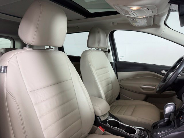 Used 2015 Ford Escape Titanium FWD image 18