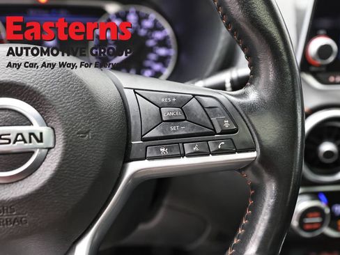Used 2023 Nissan Sentra SR w/ SR Premium Package FWD image 16