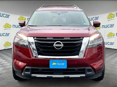 Used 2023 Nissan Pathfinder SL w/ Cargo Package