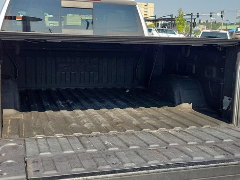 Used 2020 GMC Sierra 1500 SLT AWD/4WD image 8