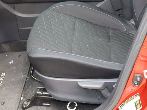 Used 2022 Nissan Kicks SV FWD image 14