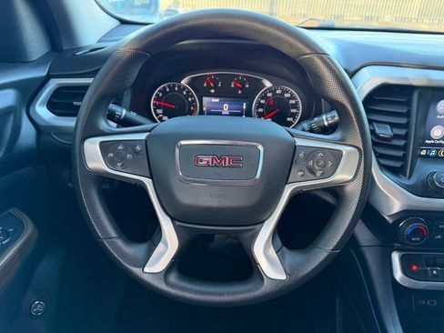 Used 2021 GMC Acadia SLE w/ Driver Convenience Package image 32