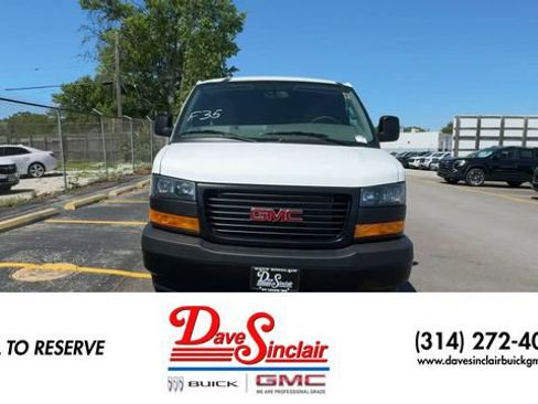 New 2026 GMC Savana 2500 RWD image 3