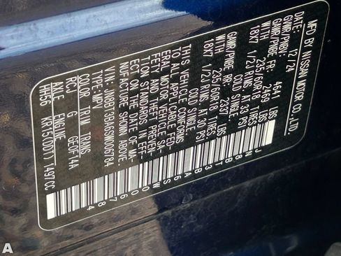 Used 2025 Nissan Rogue SV FWD image 33