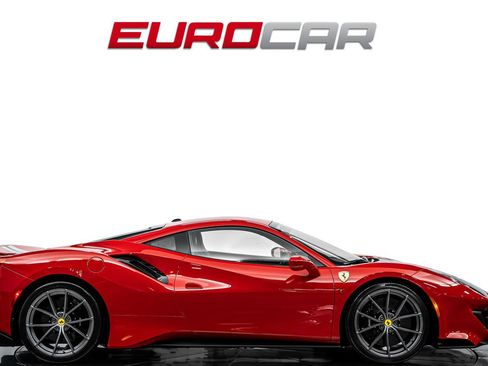 Used 2019 Ferrari 488 Pista Coupe RWD image 6