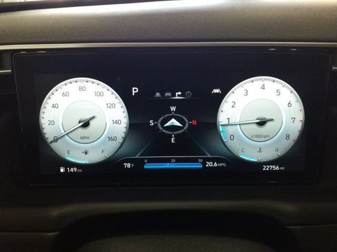 Used 2022 Hyundai Santa Cruz Limited AWD/4WD image 10