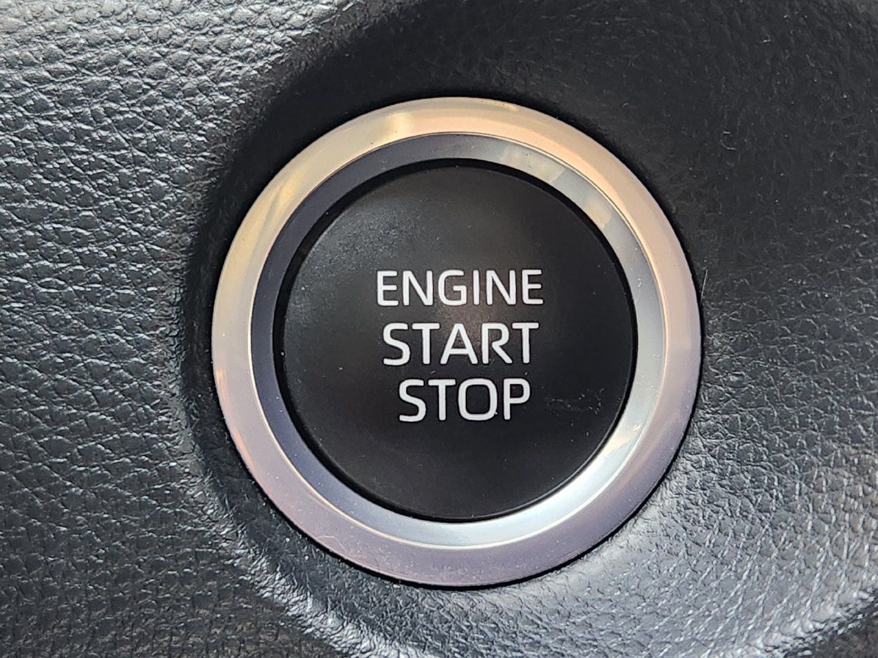 Used 2023 Toyota Corolla Cross XLE FWD image 20