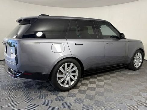 Used 2023 Land Rover Range Rover SE AWD/4WD image 8