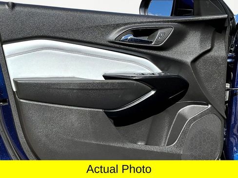 Used 2024 Chevrolet Trax LT w/ Driver Confidence Package image 18