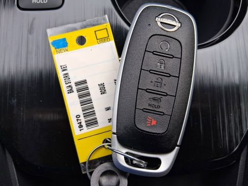 New 2026 Nissan Rogue SV image 34