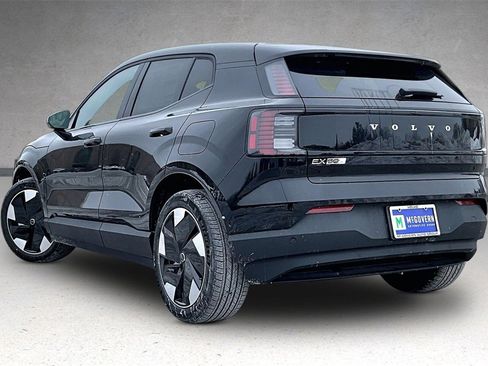New 2026 Volvo EX30 Ultra w/ Climate Package image 3