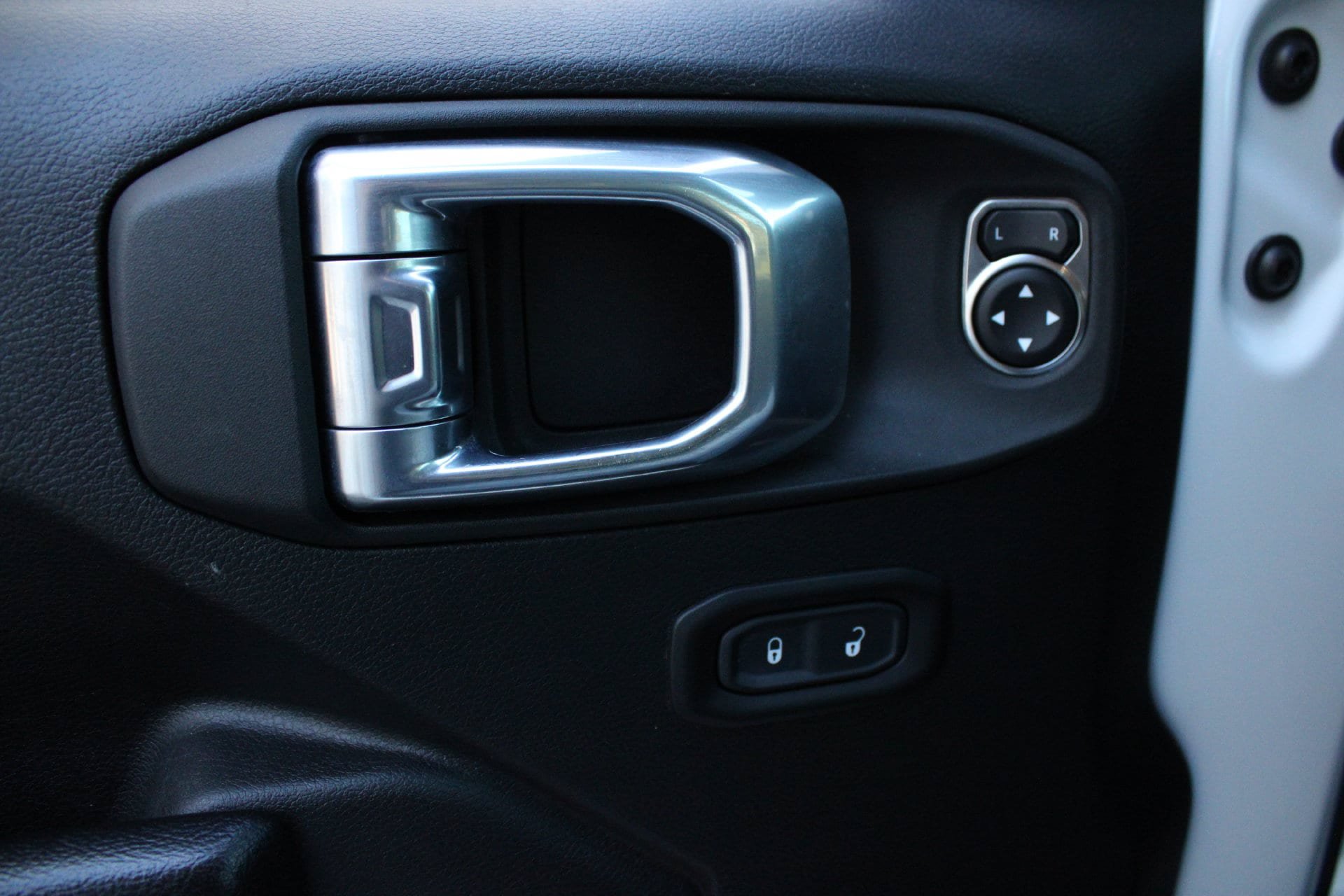 Used 2021 Jeep Wrangler Unlimited Sport AWD/4WD image 21