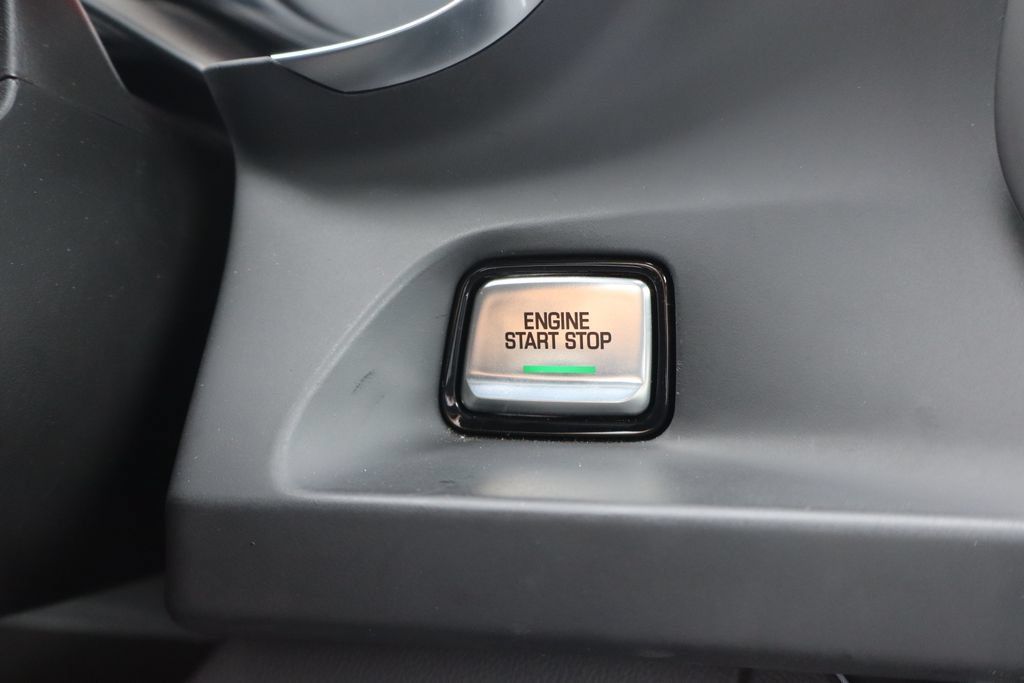 Used 2022 Chevrolet Camaro ZL1 RWD image 17