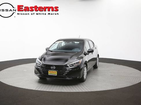 Used 2025 Nissan Versa S FWD image 52