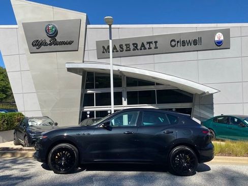 Used 2022 Maserati Levante GT image 8