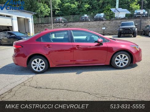 Used 2024 Toyota Corolla LE FWD image 6