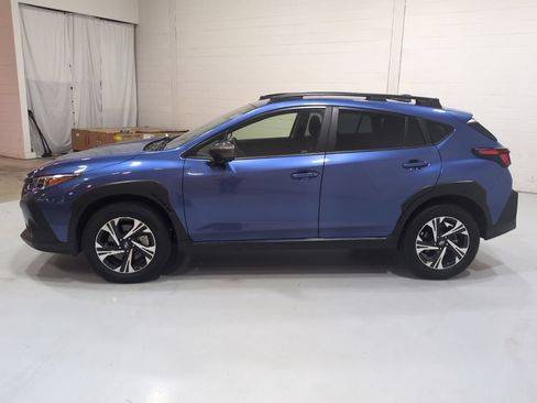 Certified 2025 Subaru Crosstrek 2.5i Premium AWD/4WD image 6