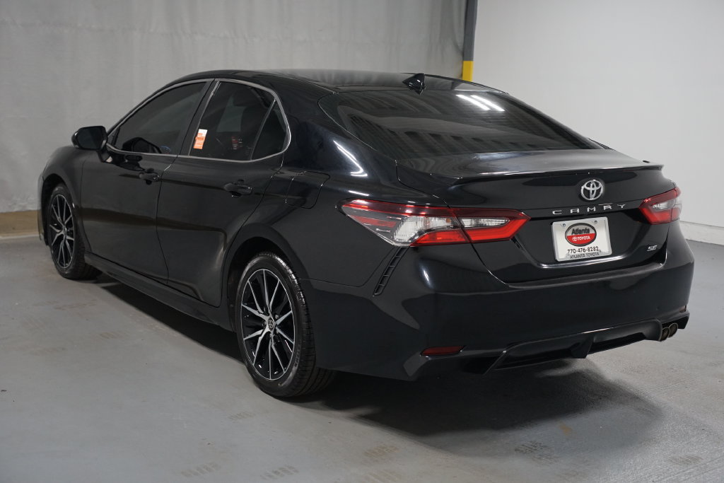 Certified 2022 Toyota Camry SE FWD image 6