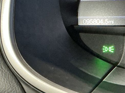 Used 2021 Ford Edge SEL image 11