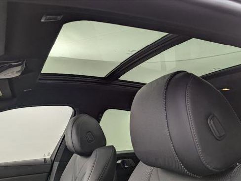 Used 2023 BMW X6 xDrive40i w/ M Sport Package image 29