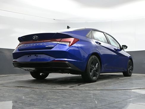 Used 2023 Hyundai Elantra Blue FWD image 40