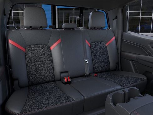 New 2025 Chevrolet Colorado Z71 w/ Technology Package image 18