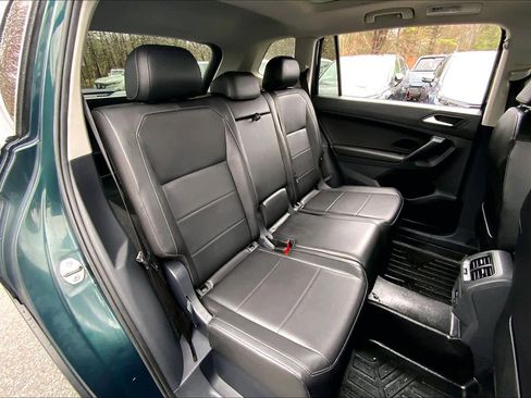 Used 2019 Volkswagen Tiguan SE w/ Panoramic Sunroof Package AWD/4WD image 21