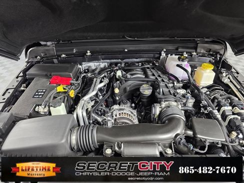 New 2025 Jeep Gladiator Sport image 32