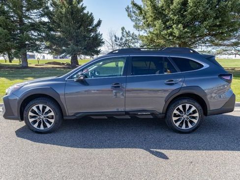 Used 2024 Subaru Outback Limited AWD/4WD image 8