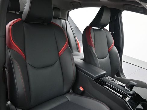 New 2026 Toyota Prius Plug-In Hybrid image 11